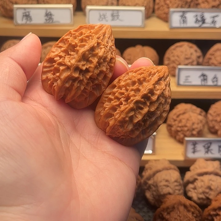 文玩核桃把件39招财鼠