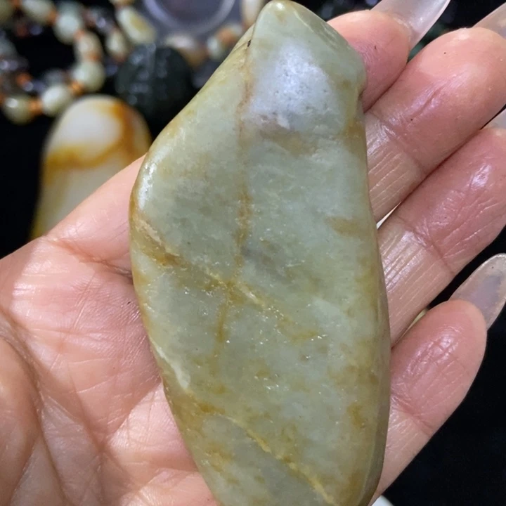 和田玉（糖玉）未镶嵌挂件