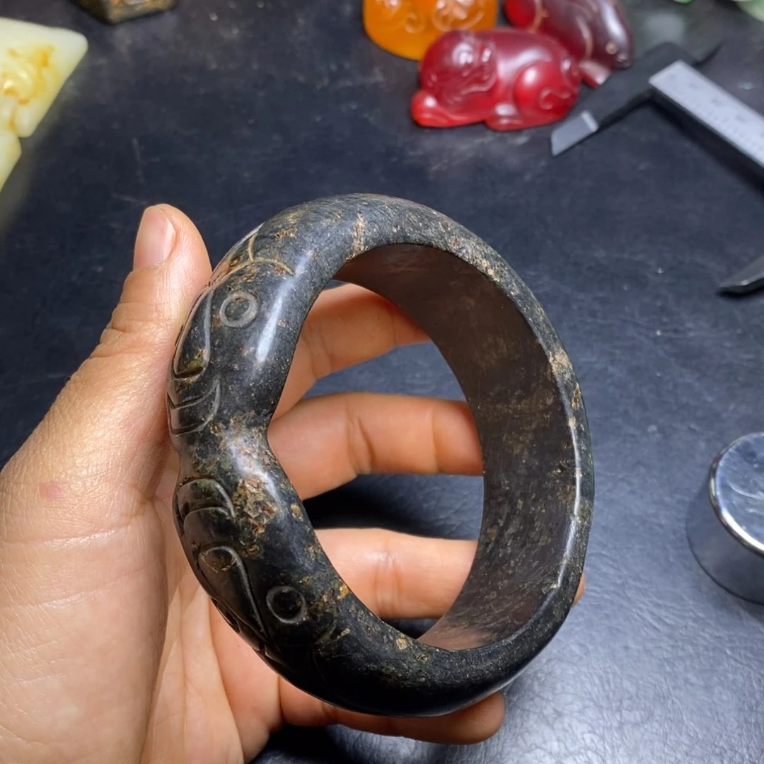 未镶嵌和田玉（糖玉）挂件