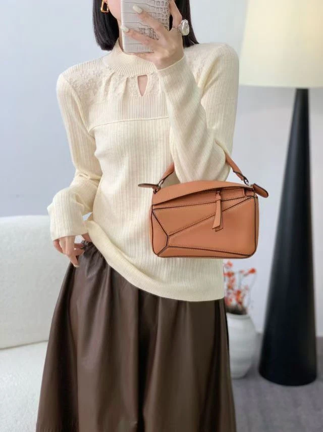 实体店铺青版品牌时尚百搭毛衫清