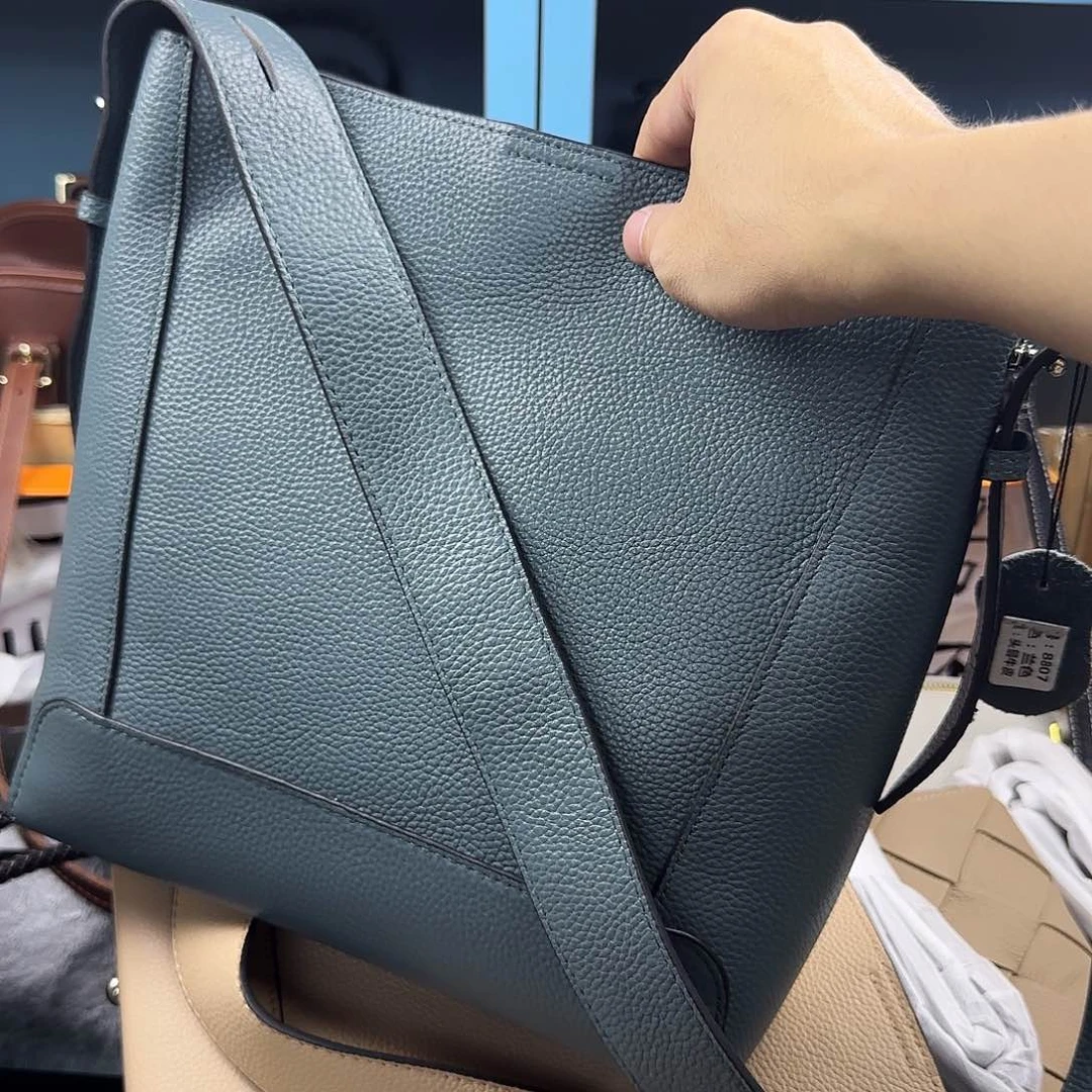 黄牛皮（革）头层牛皮山羊皮（革）