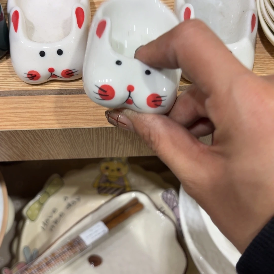 瓷春****丁一个一个一个