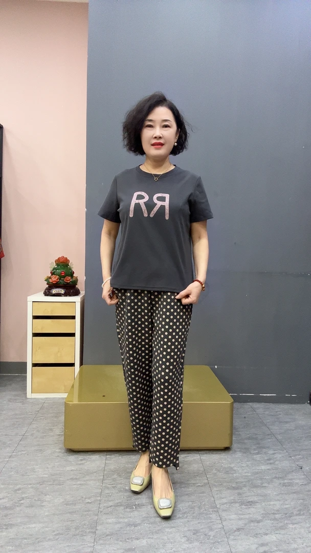 新款双R字母半袖背心