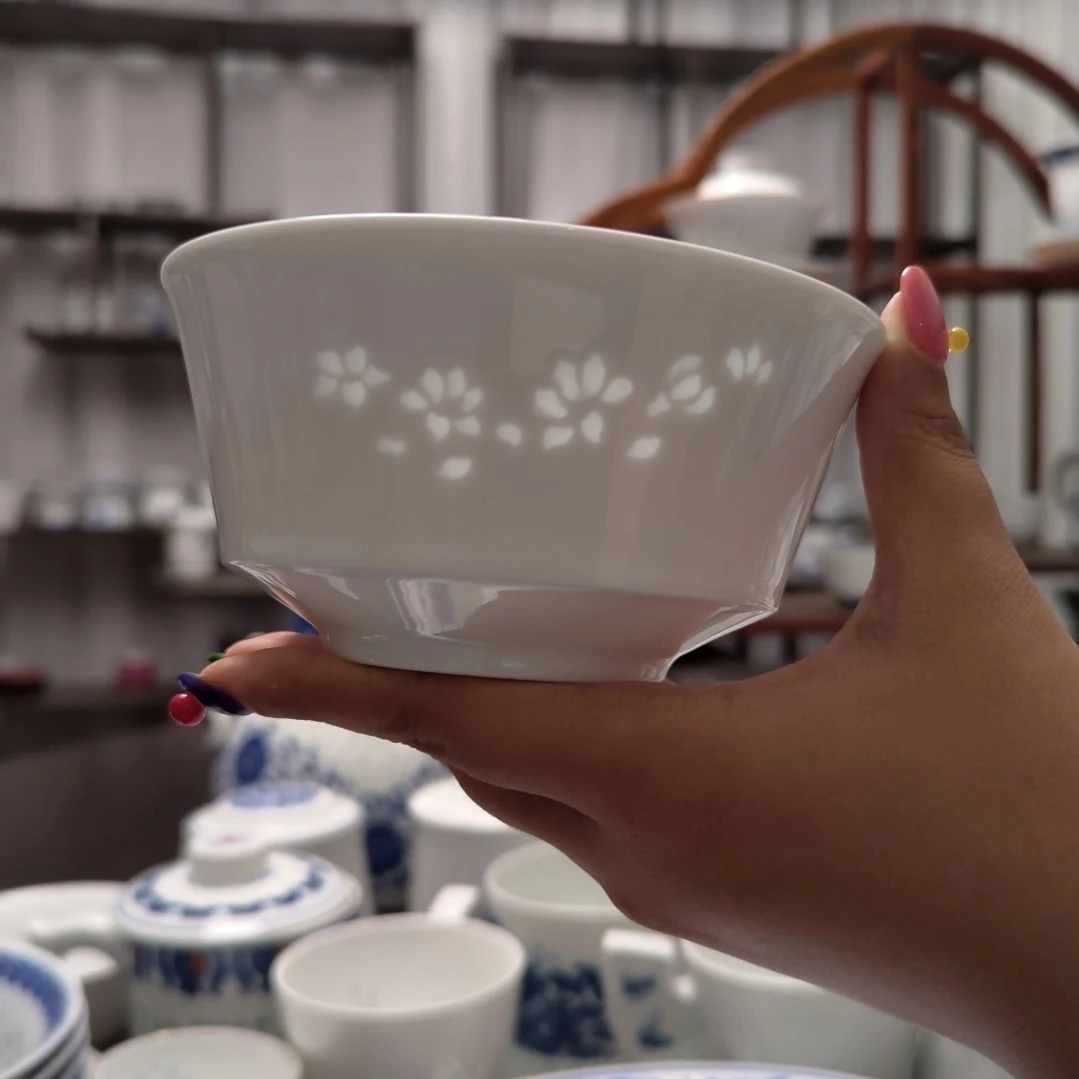 青花瓷玉兰花5寸饭碗一个