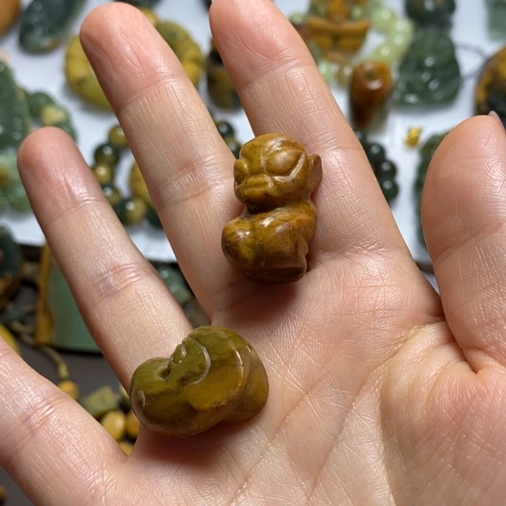 岫岩河磨玉（透闪石质玉）未镶嵌珠宝奇石风****2