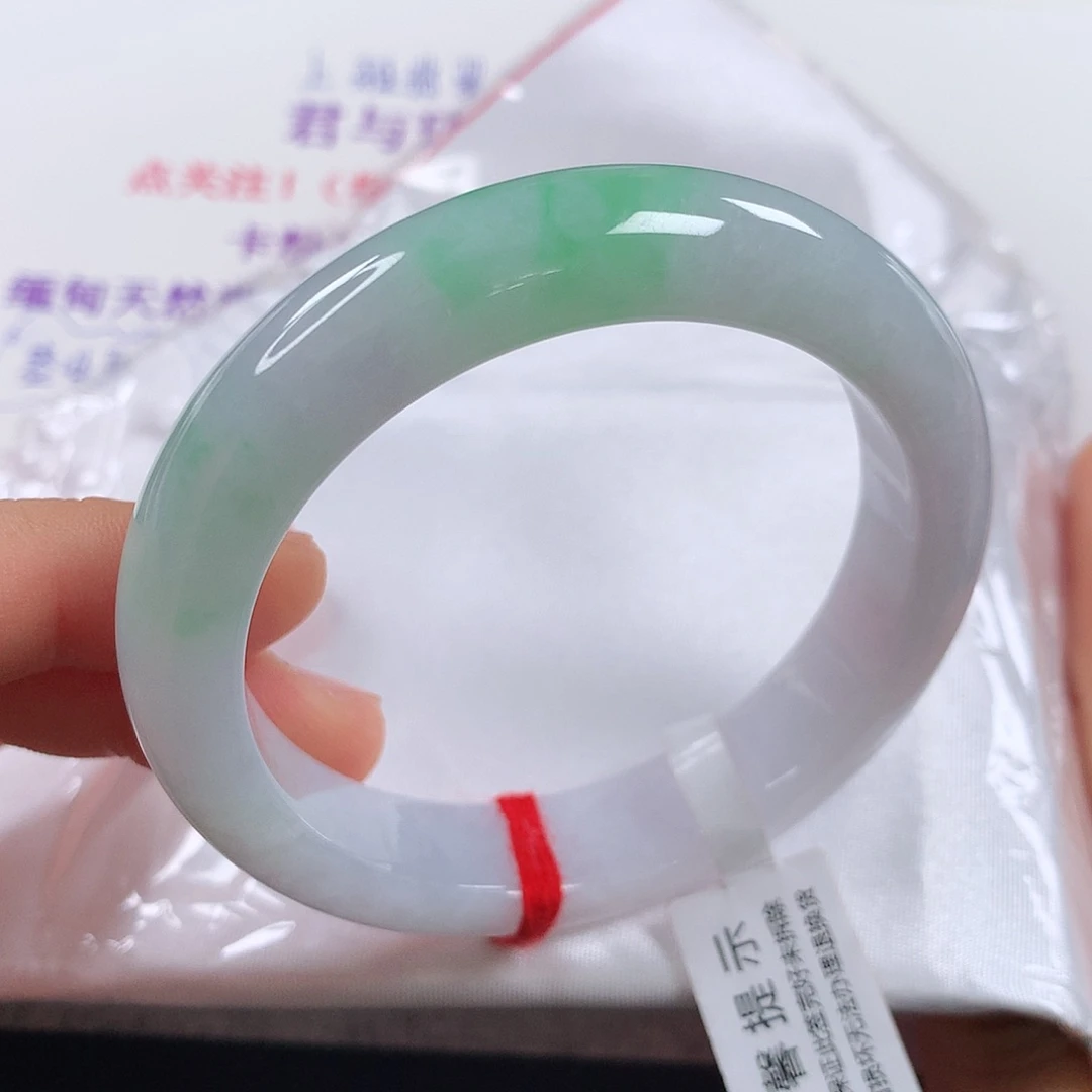 未镶嵌手镯翡翠 正圈①①⑧清仓白底青
