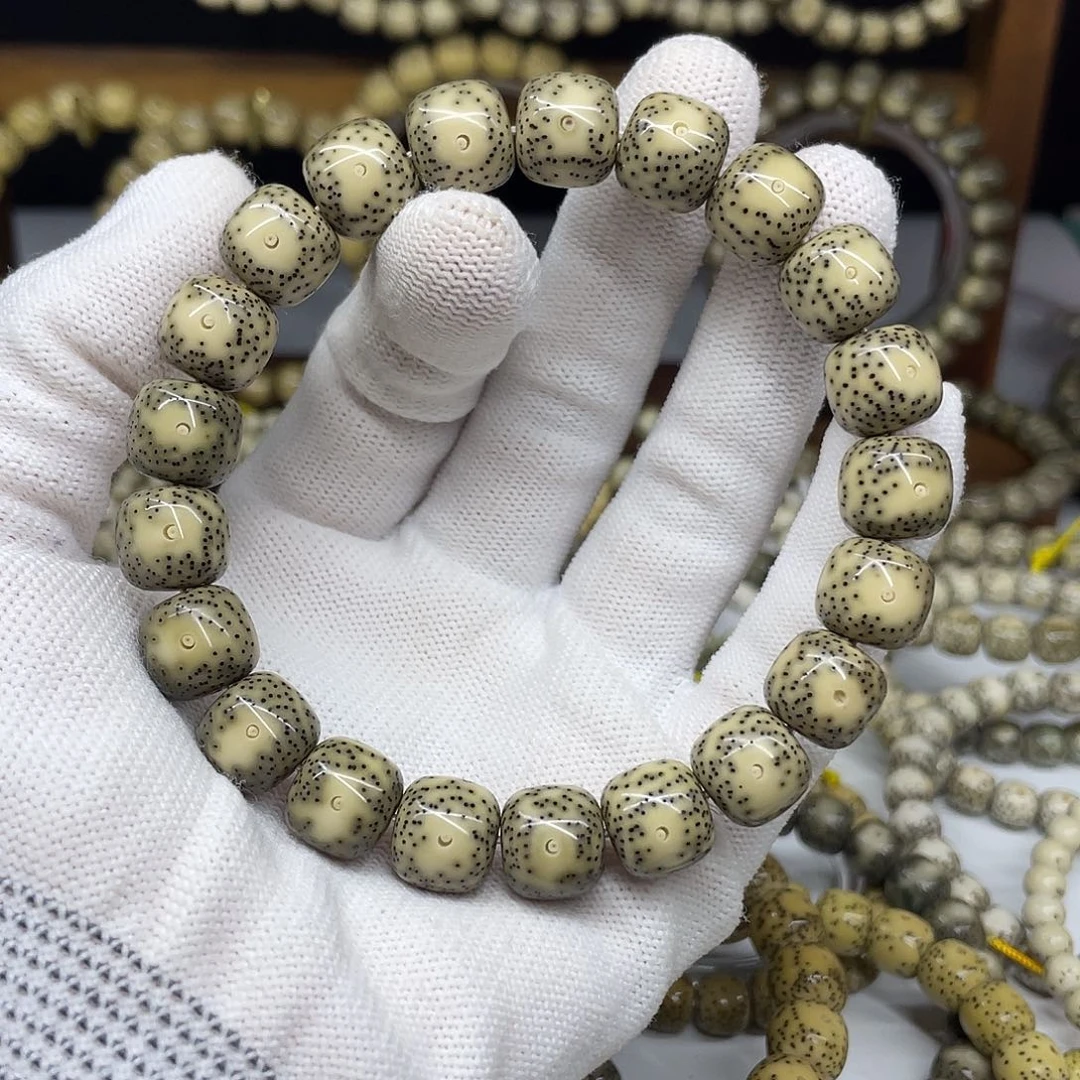 悟***心星月菩提手串12-11，双留白小细星