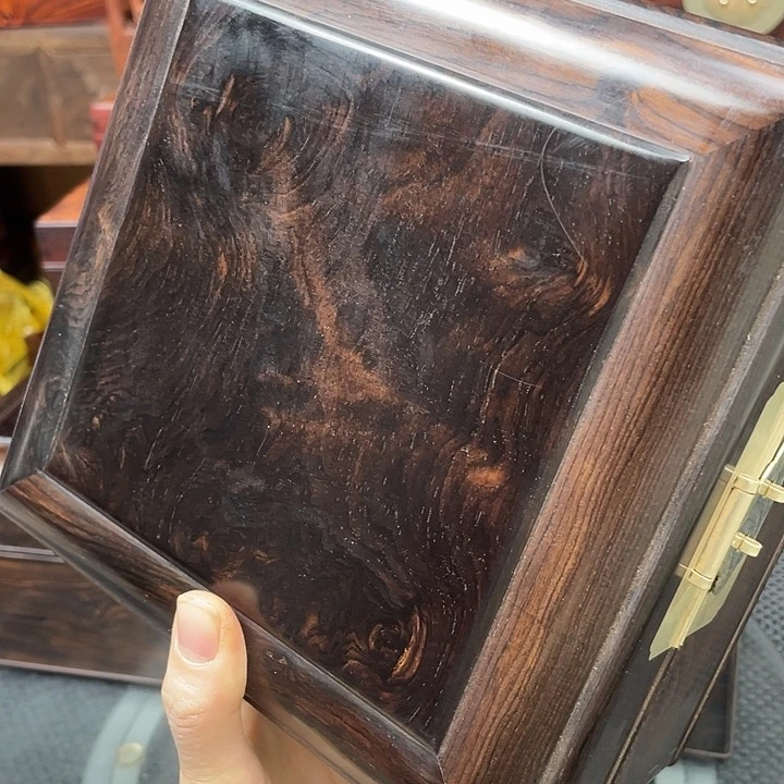 木飞***还紫光谭盒子一个