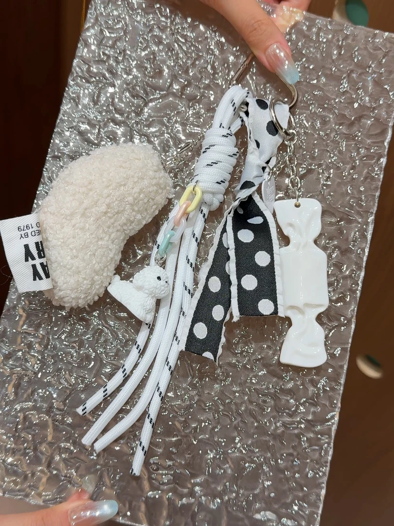 【MB07】潮玩手机壳挂件DIY饰品包挂饰创意个性可爱手机链