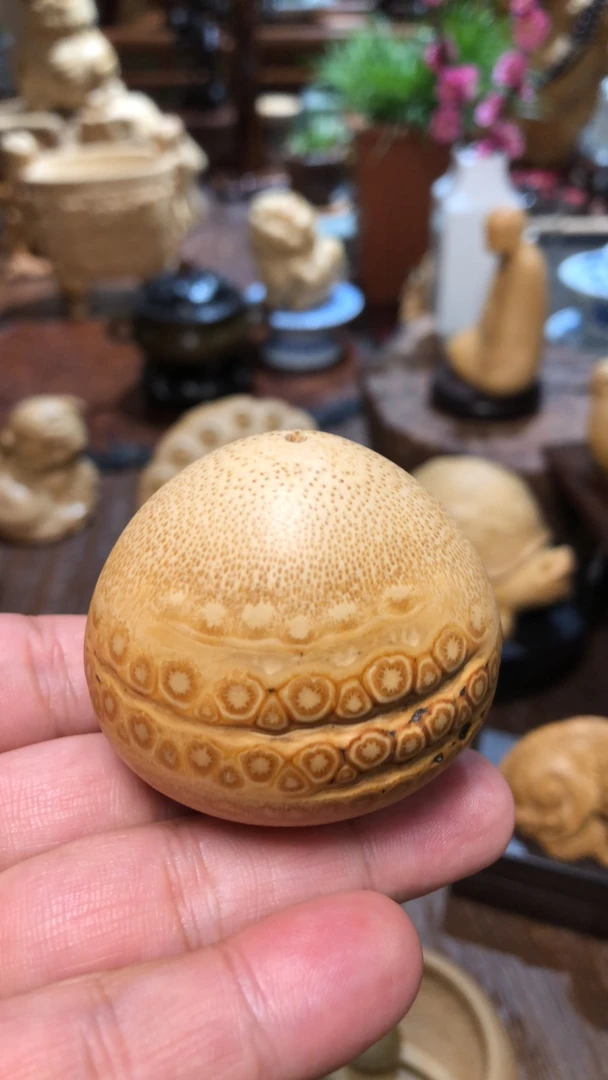 精品竹根雕铃铛手把件