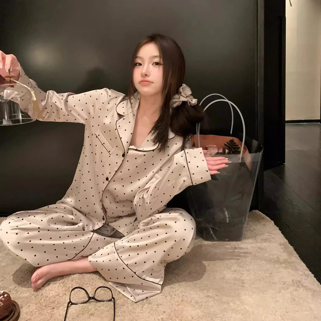 大码冰雪丝睡衣女秋季薄款250斤可穿胖MM宽松显瘦翻领家居服套装