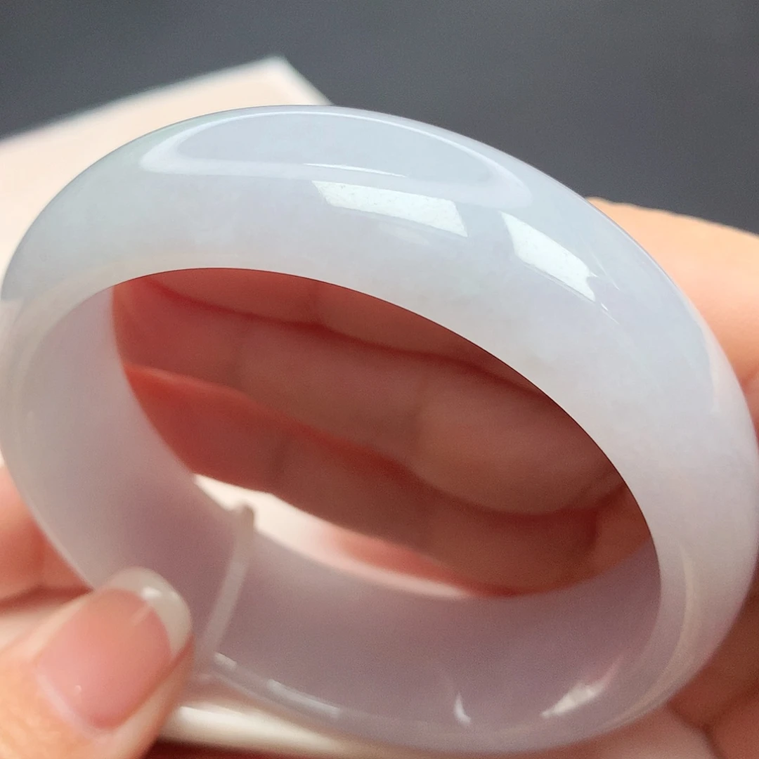 翡翠手镯未镶嵌08n n n n n n n n