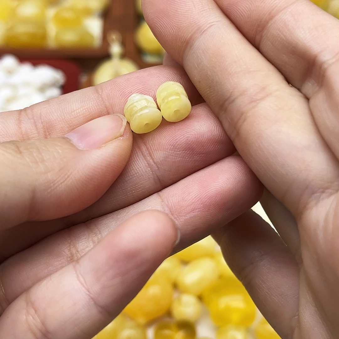 蜜蜡未镶嵌裸石天然