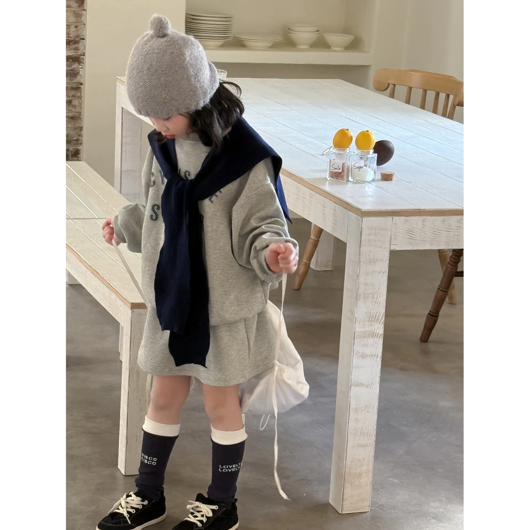 童套装2025春款女童韩版字母卫衣短裤两件套儿童休闲圆领宽松套装