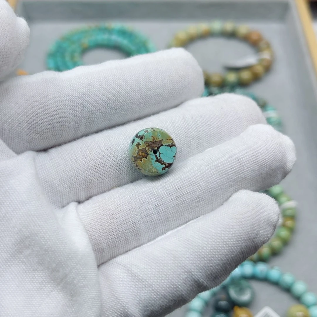 绿松石未镶嵌挂件