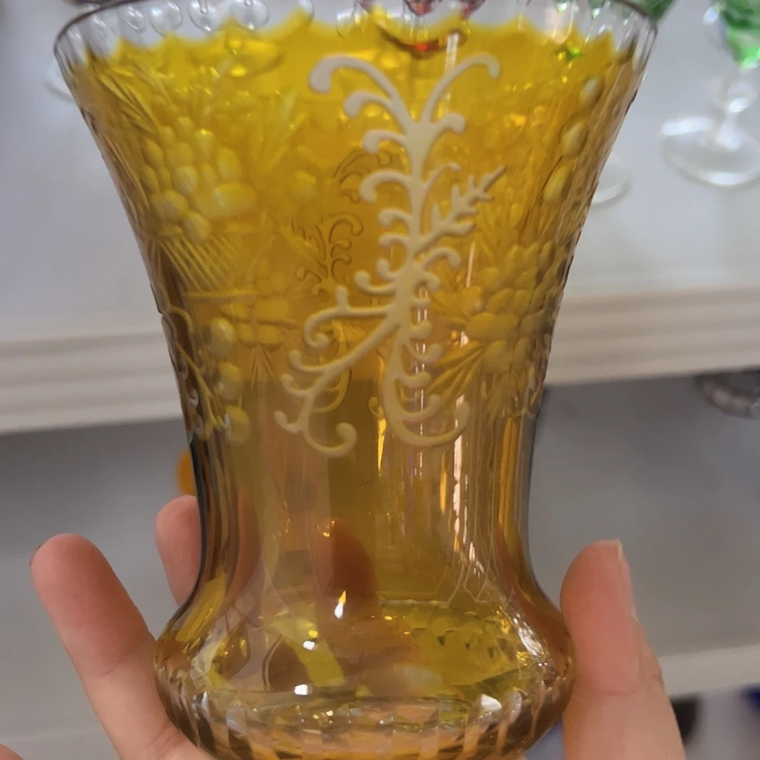 水晶玻璃高脚款微瑕一个
