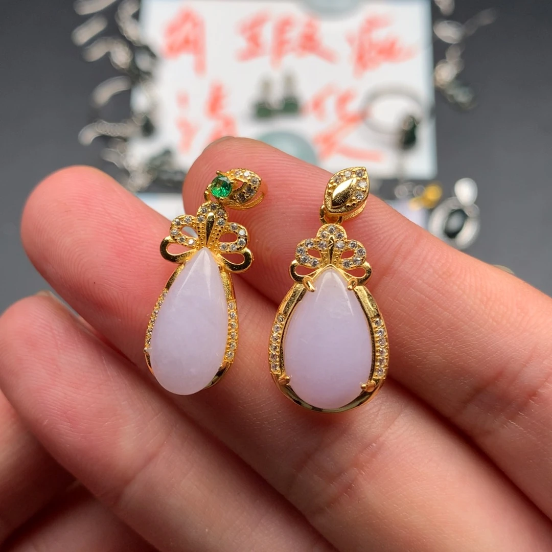 翡翠未镶嵌颈饰小****米