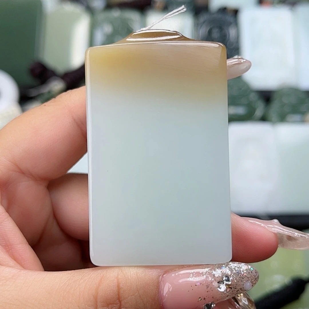 【闪购商品】和田玉未镶嵌颈饰陶*杰