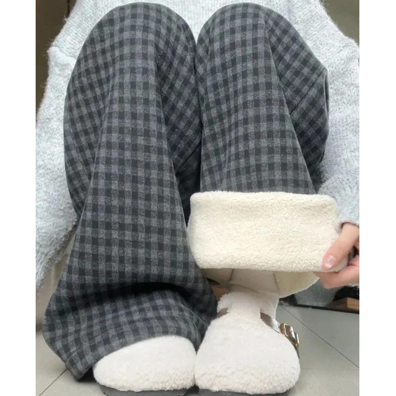 黑白格子裤女2025春秋新款高腰羊羔绒直筒休闲阔腿裤冬季加绒裤子
