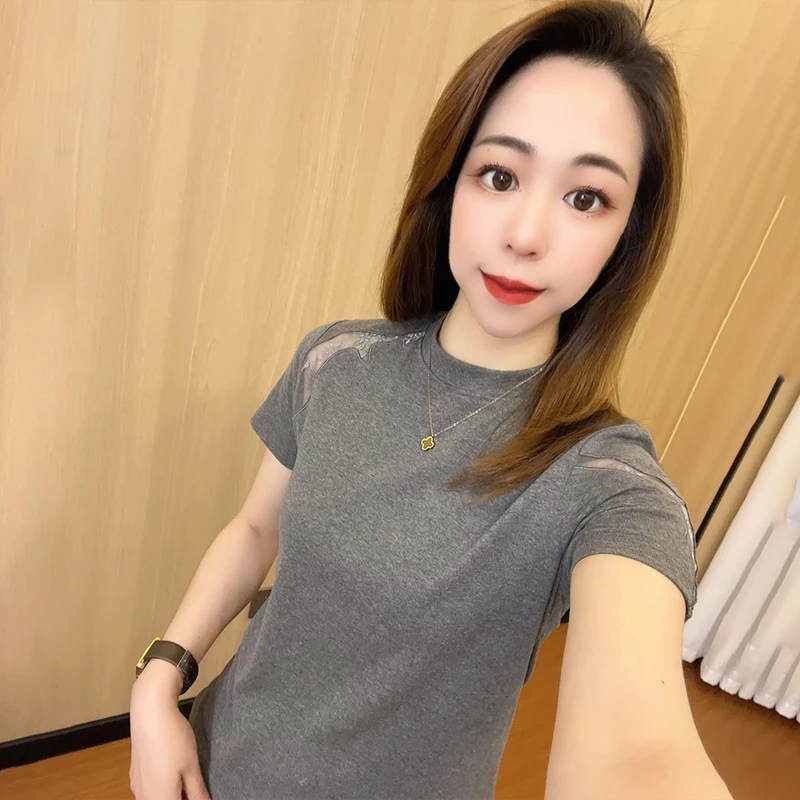 设计感时尚简约短袖t恤女2025年夏季新款显瘦蕾丝镂空拼接上衣