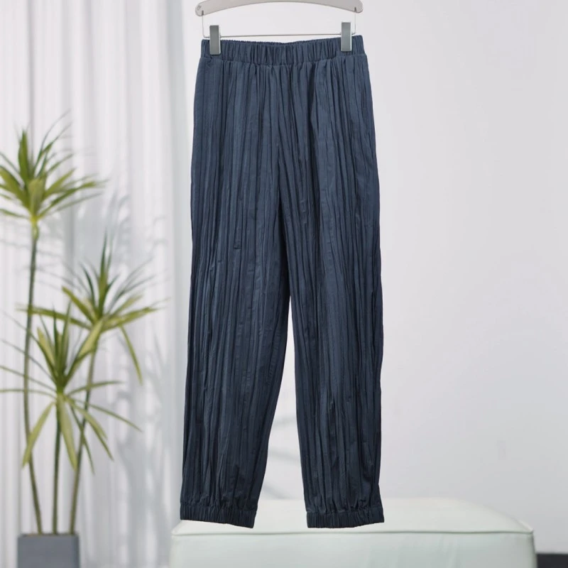 尚系列  S584   女装时尚设计师简约收脚长裤黑蓝色FW03R24