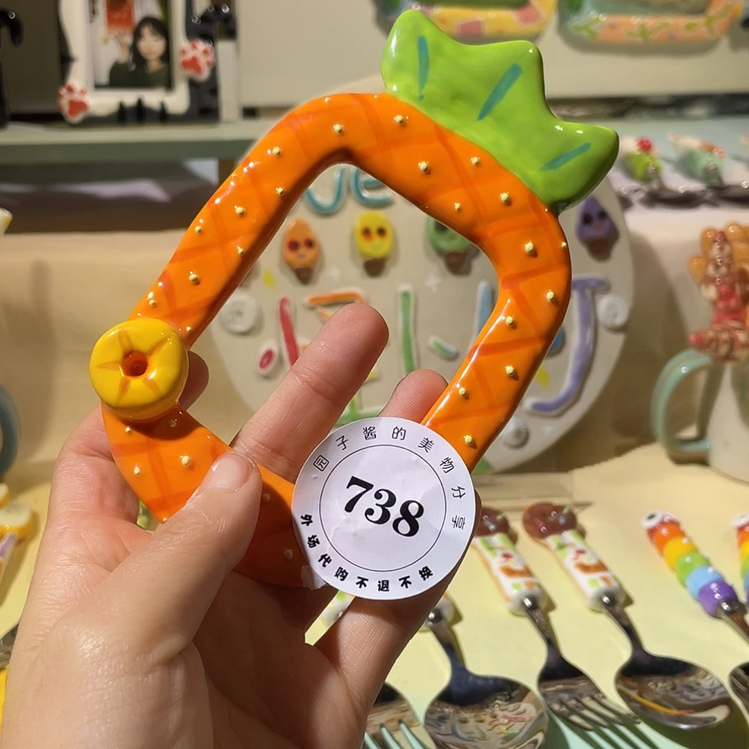 周***）景德镇手工陶瓷杯