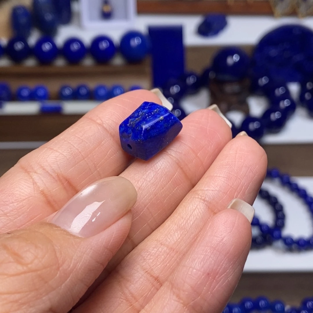 青金石未镶嵌9.7mm不规则款 随型单珠