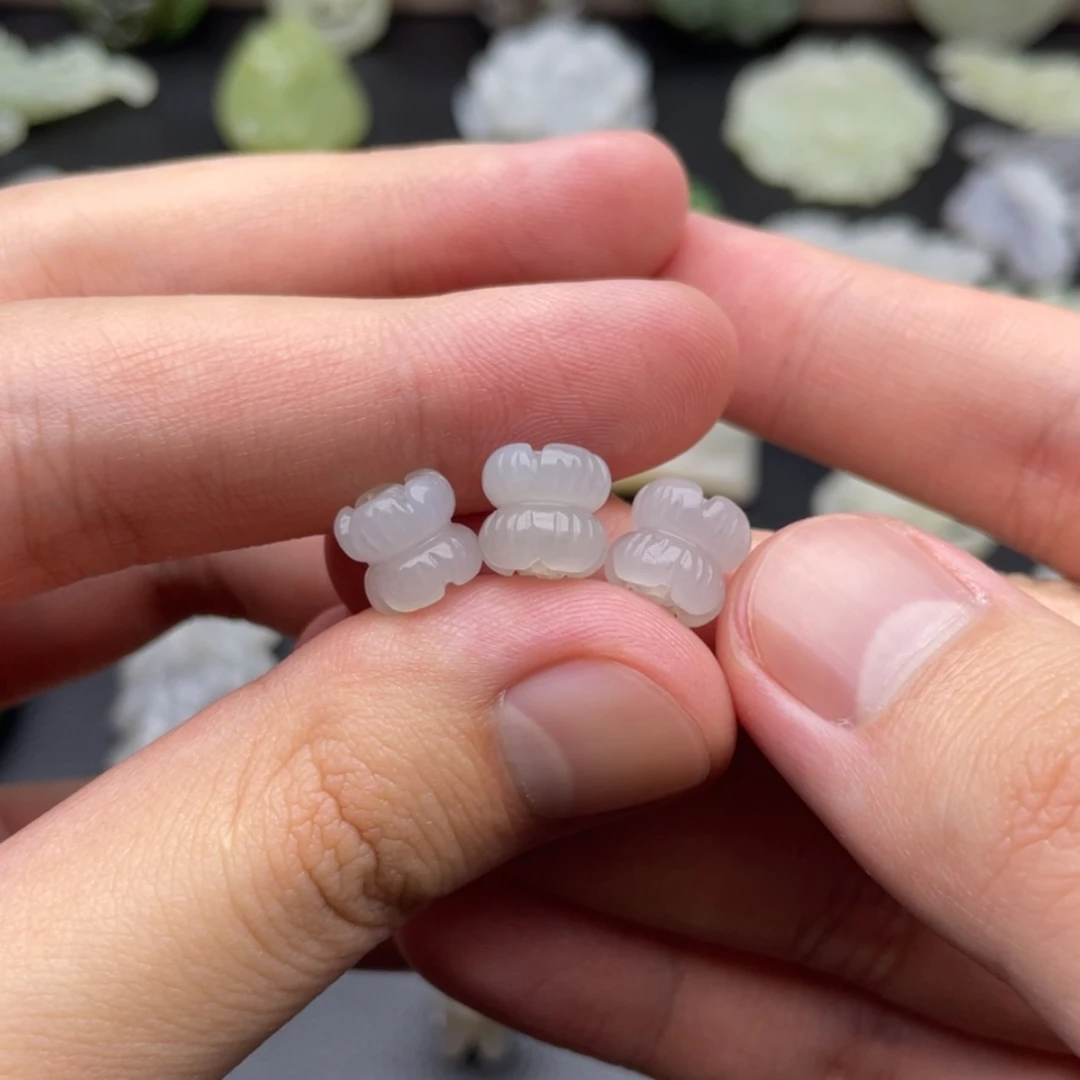 【闪购商品】颈饰未镶嵌和田玉