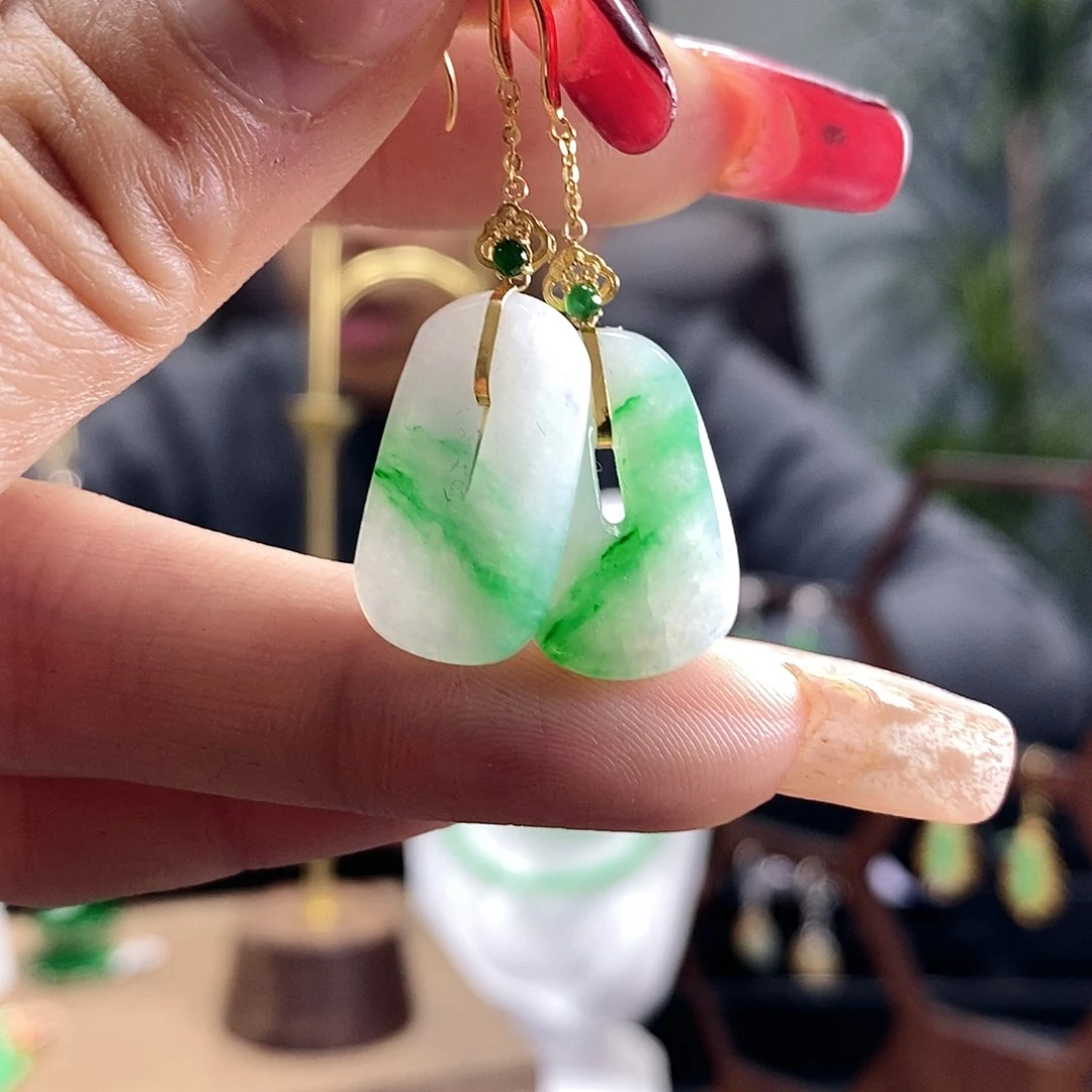 翡翠耳饰18K金镶嵌翡翠