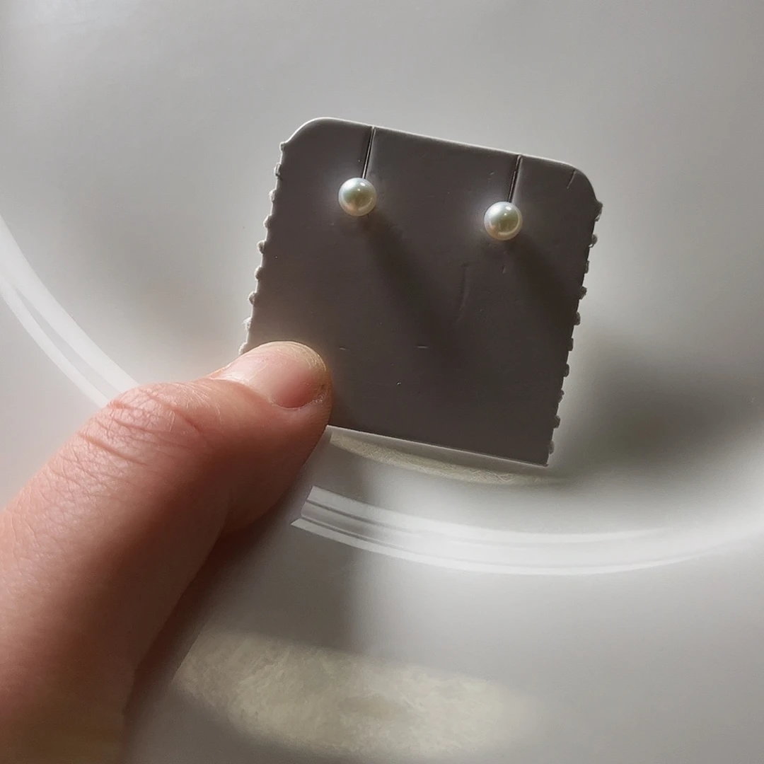 淡水珍珠未镶嵌颈饰4.5镜面极光耳钉