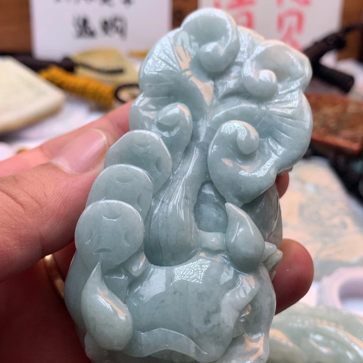 翡翠未镶嵌颈饰保真天然a货翡翠