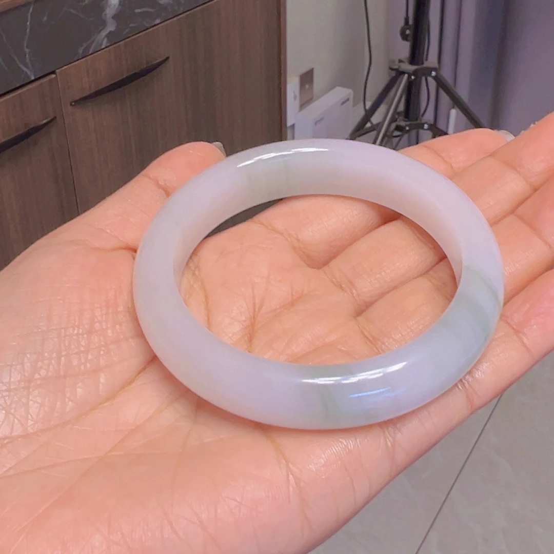 石英质玉颈饰未镶嵌