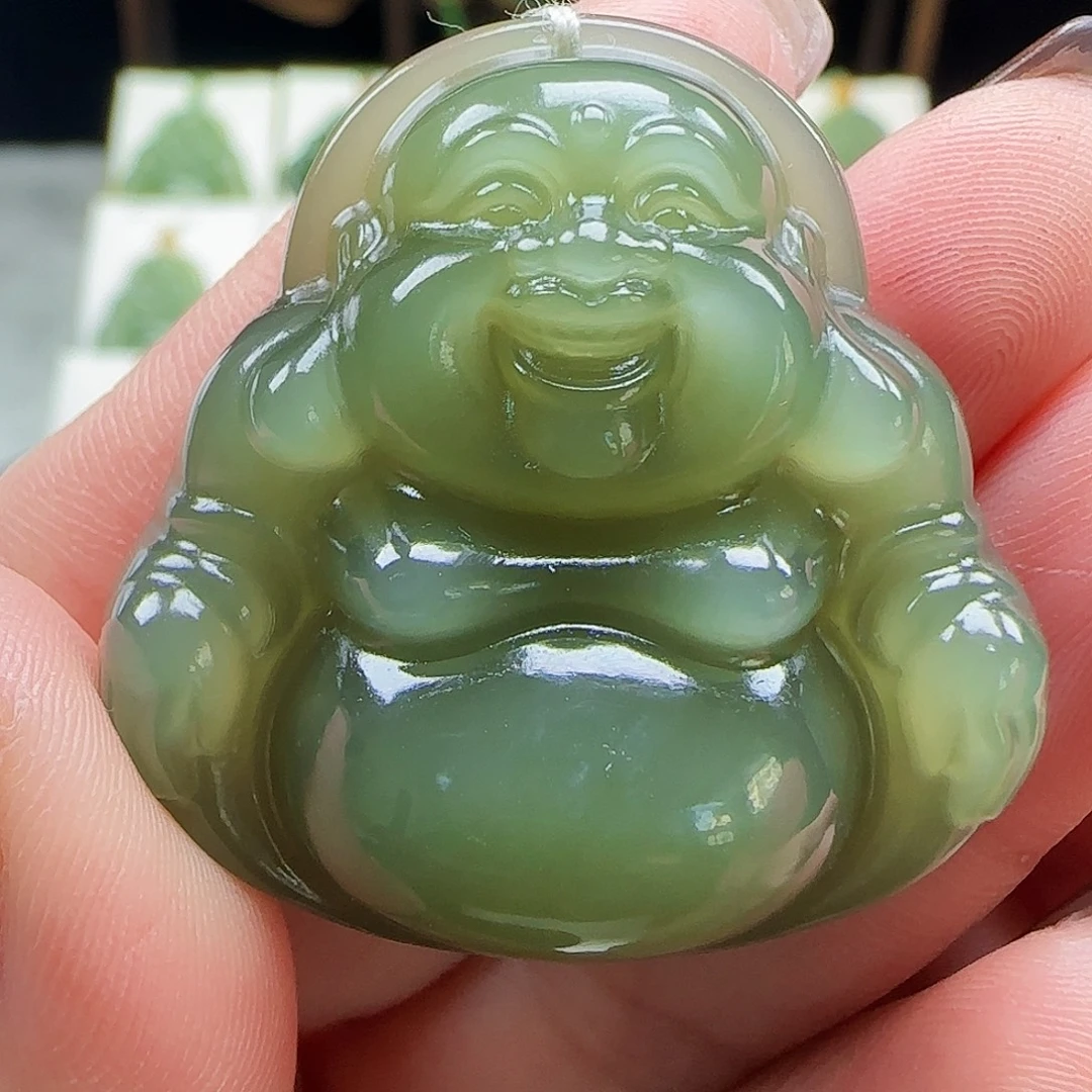 和田玉未镶嵌吊坠(赠链)