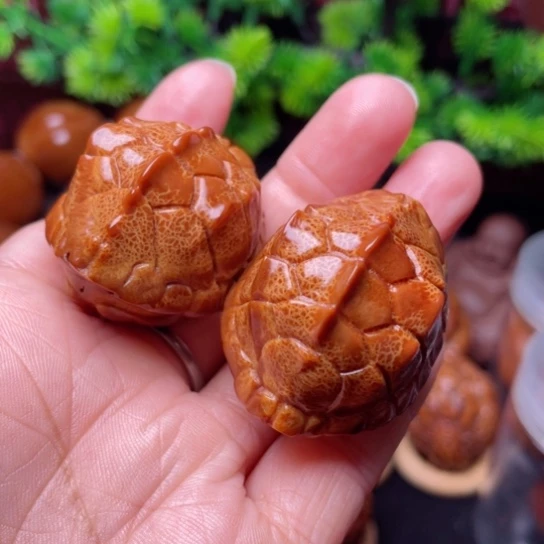 【闪购商品】手串/手链橄榄核龙脊富甲手球