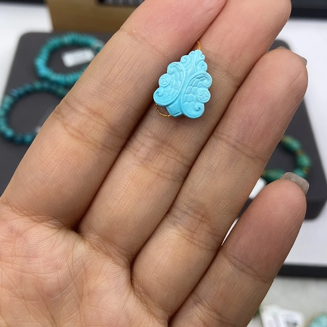 绿松石未镶嵌珠宝奇石