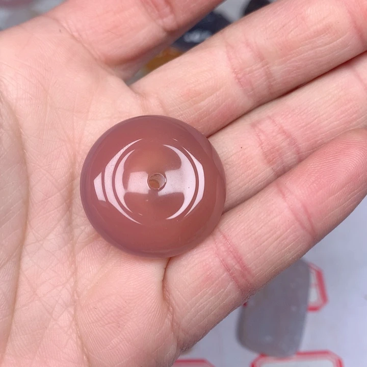 玛瑙/玉髓颈饰未镶嵌泈*