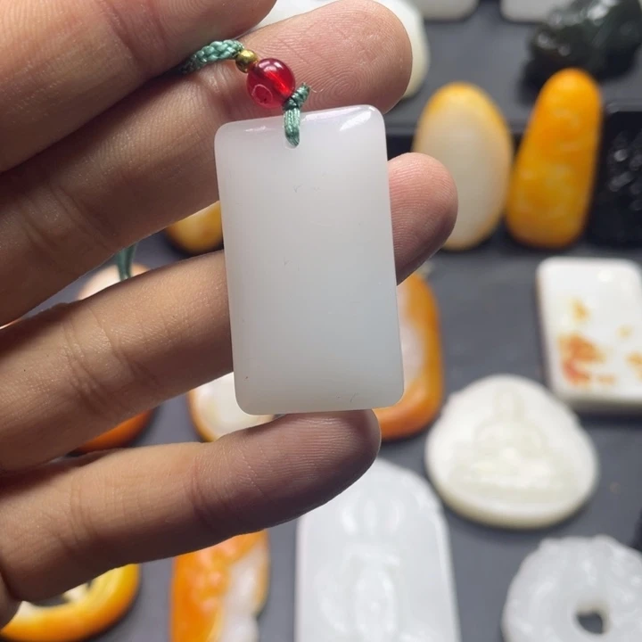 未镶嵌和田玉挂件