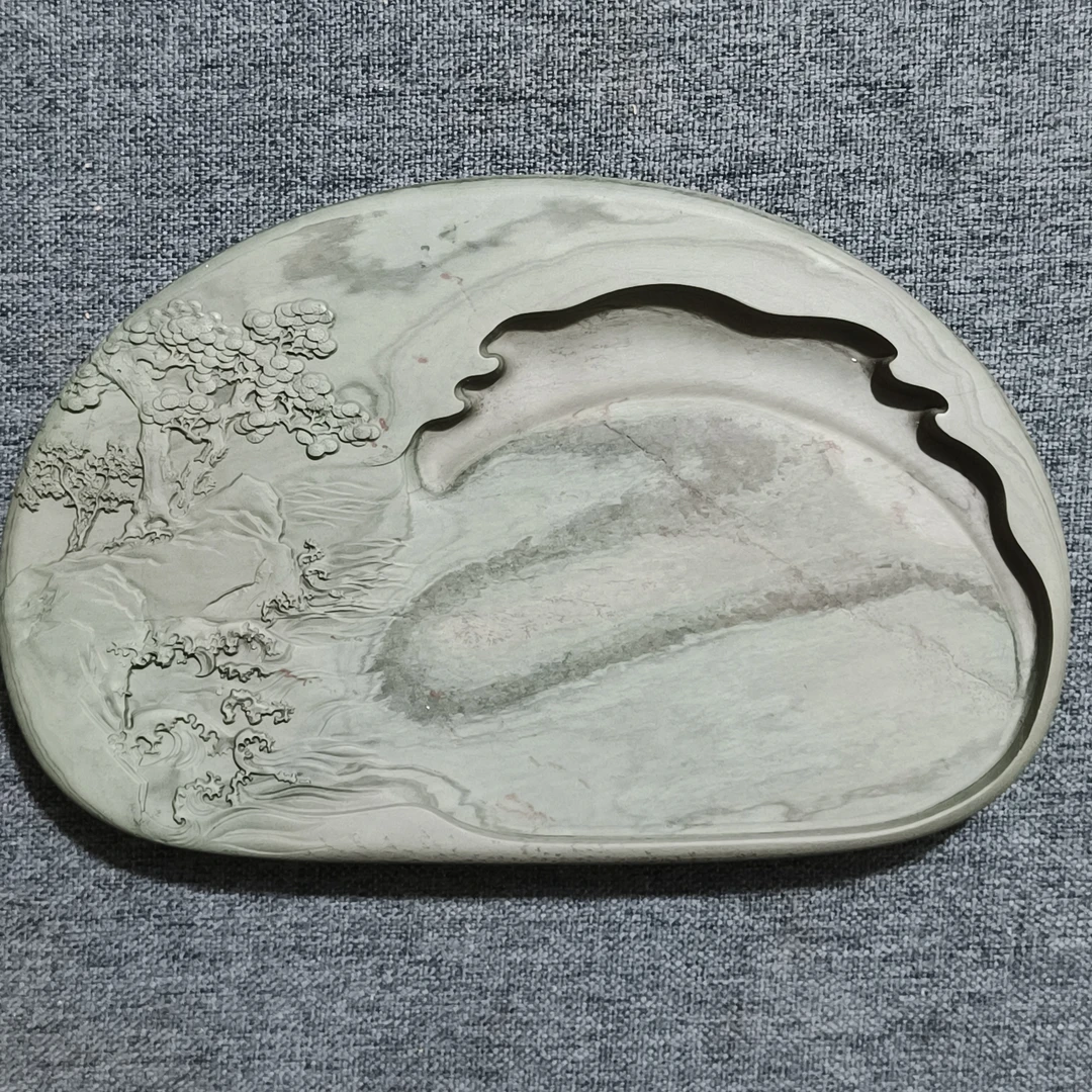 甘肃洮砚，西江薄意山水砚，尺寸19.6*12.6*2.1厘米