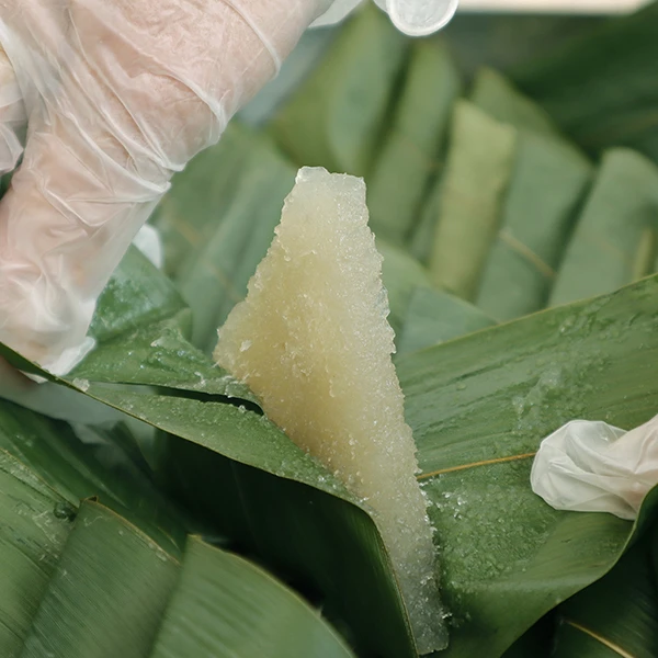 洋芋粑粑小土豆磨浆发酵纯手工包制晶莹剔透QQ弹弹