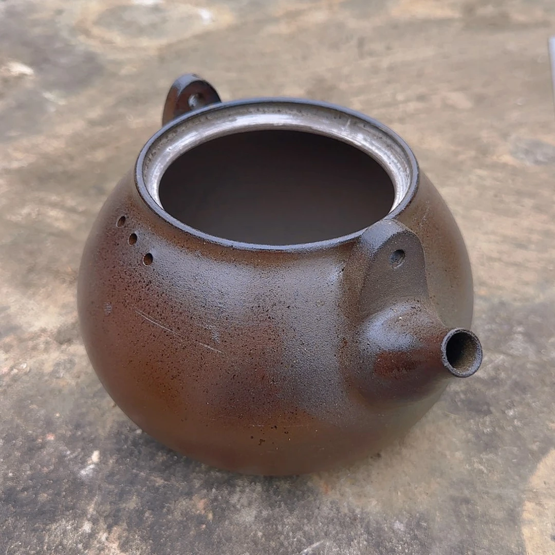 周*提梁壶不退不换，不做售后。不配盖子把手