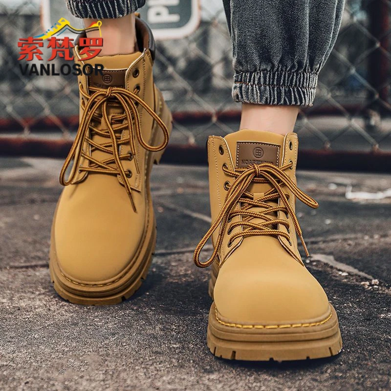 劳保鞋男款春季工地耐磨建筑工作马丁靴工装防水防滑登山运动春季