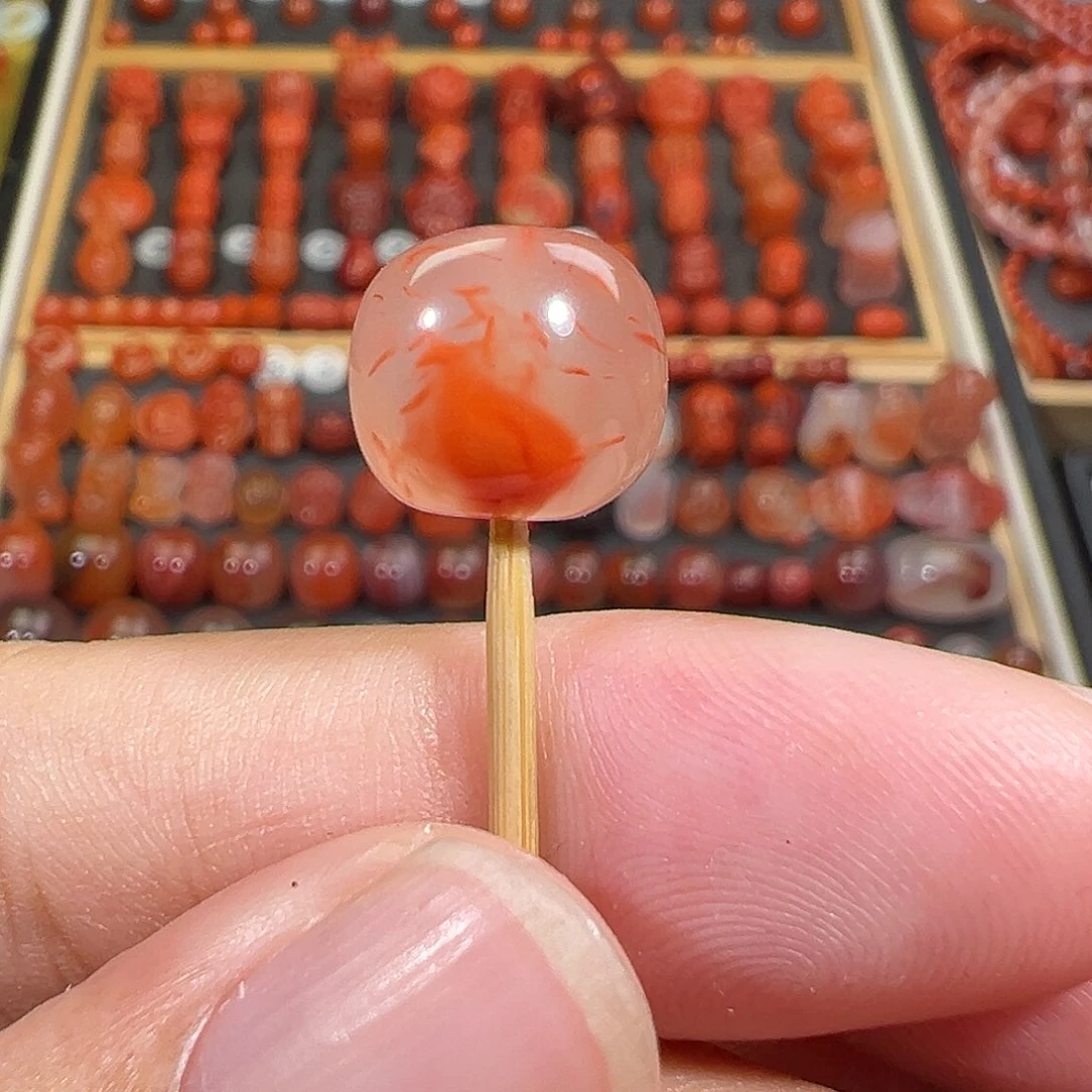 南红玛瑙未镶嵌珠宝奇石飘花老型10.8【微瑕介意勿拍谢谢】