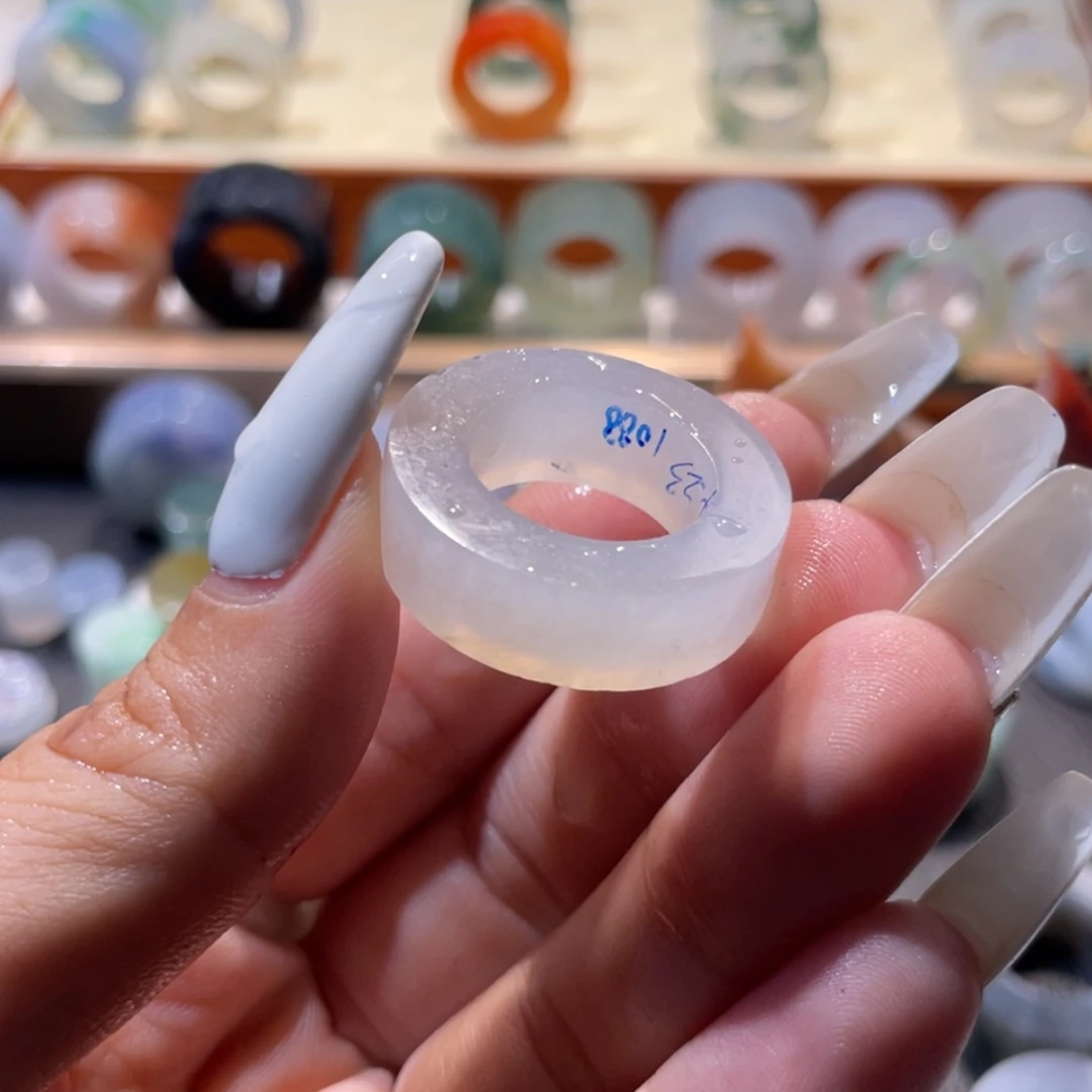 【闪购商品】未镶嵌定制翡翠紫*晶天然翡翠