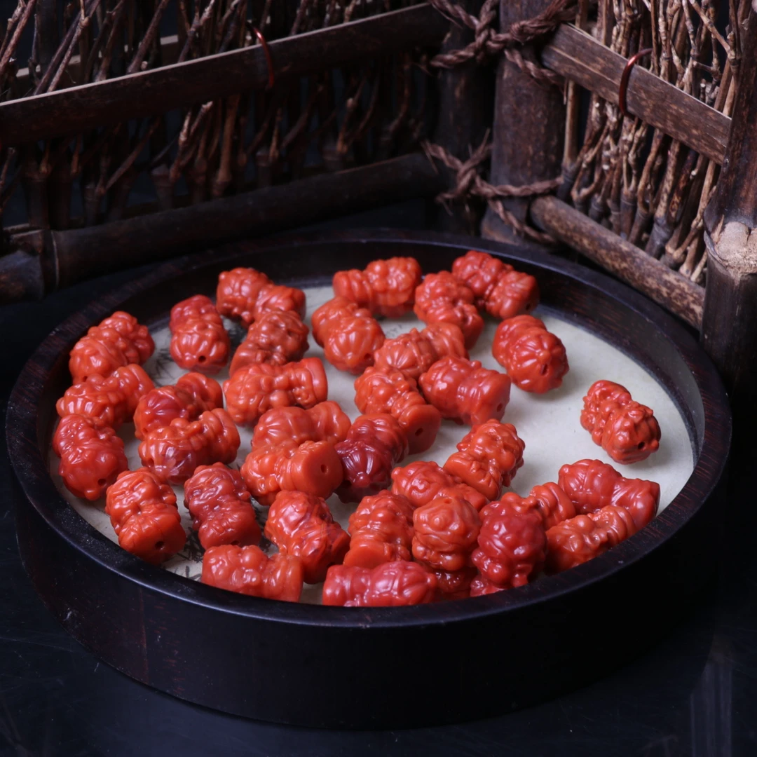 【蚂蚁珠宝】南红玛瑙11-12mm雕刻黄财财配饰一个v443多样性发其一