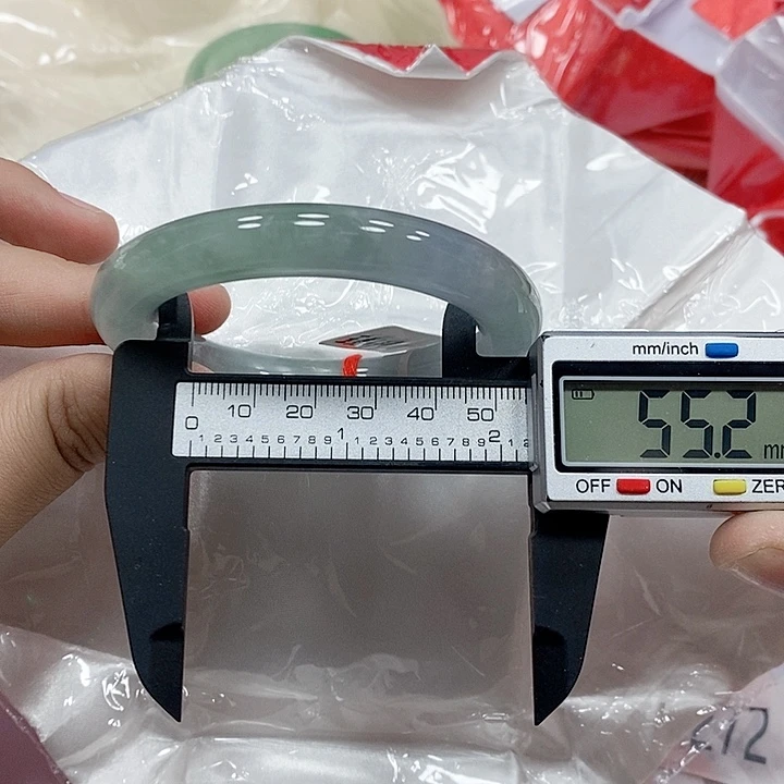 翡翠手镯未镶嵌271