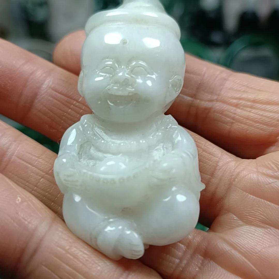 独山玉未镶嵌善财童子
