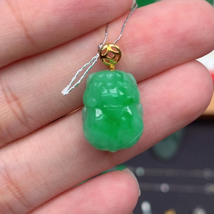 颈饰18K金镶嵌翡翠翡翠