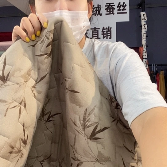 山羊绒棉棉小****鱼