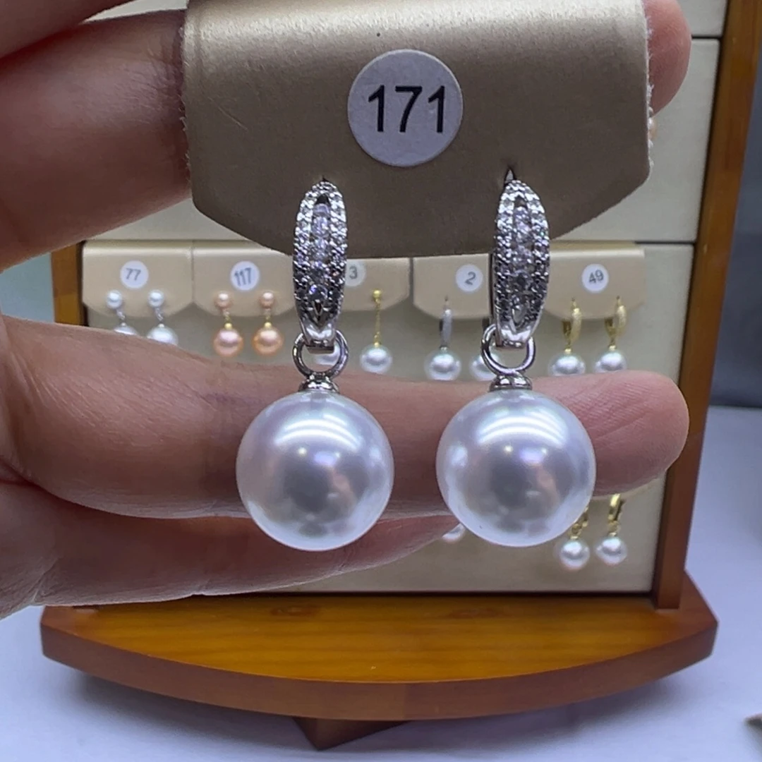 淡水珍珠耳饰未镶嵌