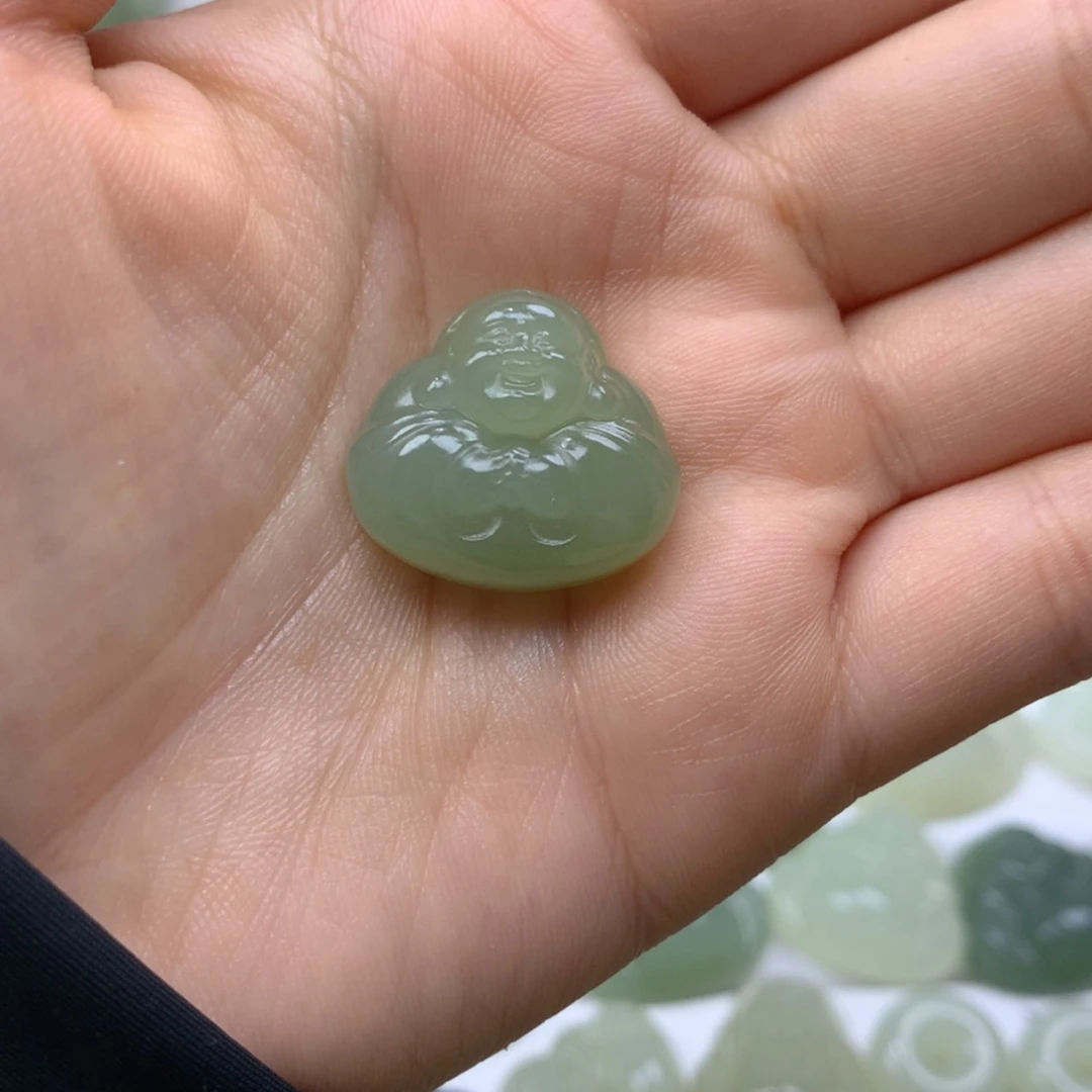 【闪购商品】颈饰未镶嵌和田玉